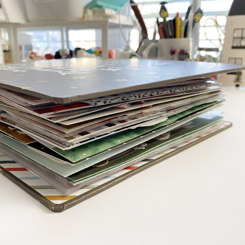 Major December Daily Share | 2021 Day 24 And Day 25 Plus Completed Album Flip Through!